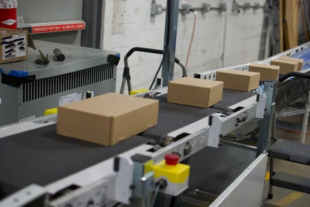 Băng tải đai cho dây chuyền đóng gói